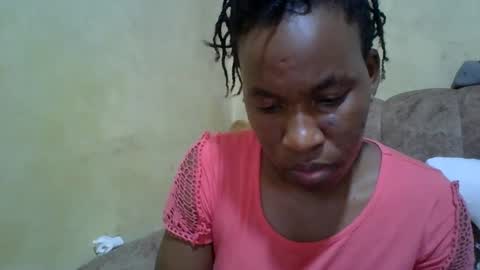 sweetdiva2012 online show from 8, 3, 2025