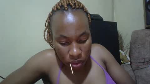 sweetdiva2012 online show from 20, 9, 2025