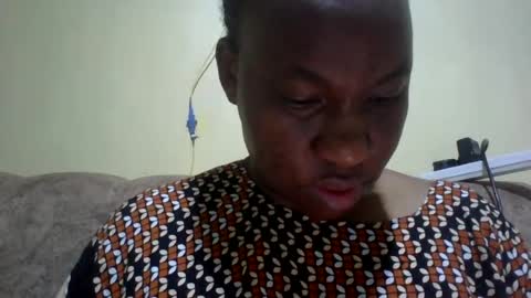 Snapshot of sweetdiva2012 chatting on 19, 6, 2026 sweetdiva2012 online show from 19, 6, 2026