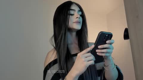 Bella online show from 18, 2, 2025