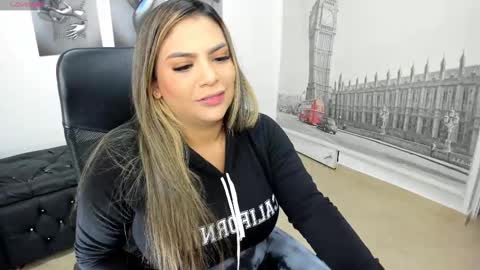 Fabiana online show from 12, 2, 2025