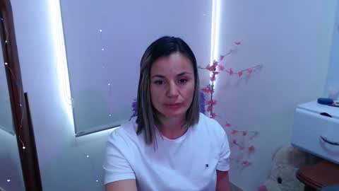 Snapshot of sweetfantasyy69 chatting on 5, 5, 2026 sweef online show from 5, 5, 2026