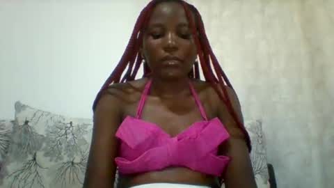 Snapshot of sweetfel chatting on 17, 9, 2025 sweetfel online show from 17, 9, 2025