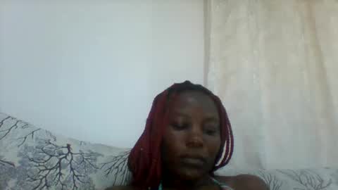 Snapshot of sweetfel chatting on 21, 9, 2025 sweetfel online show from 21, 9, 2025