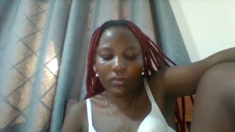 Snapshot of sweetfel chatting on 25, 9, 2025 sweetfel online show from 25, 9, 2025