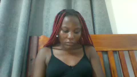 Snapshot of sweetfel chatting on 25, 9, 2025 sweetfel online show from 25, 9, 2025
