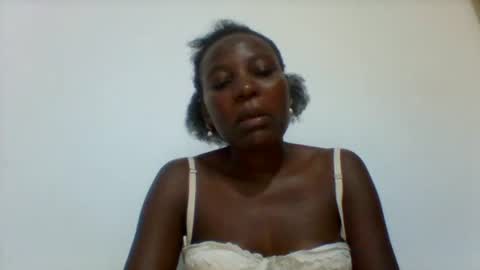 Snapshot of sweetfel chatting on 4, 10, 2025 sweetfel online show from 4, 10, 2025