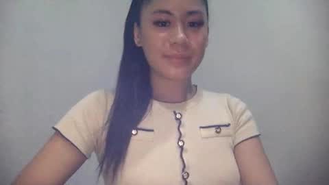 Snapshot of sweetgirllucy24xx chatting on 10, 6, 2026 sweetgirllucy24xx online show from 10, 6, 2026