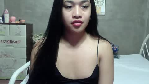 Snapshot of sweetgirly_jessa chatting on 15, 6, 2026 sweetgirly_jessa online show from 15, 6, 2026