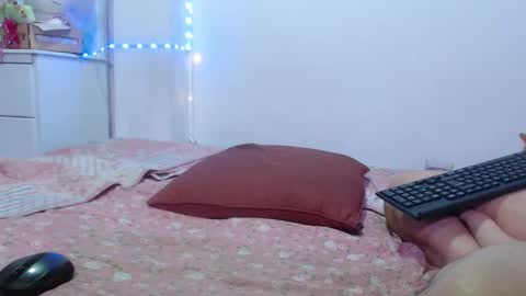 Sabrina y Eliot online show from 4, 10, 2025