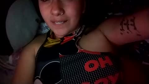 Snapshot of sweetie__annie chatting on 1, 7, 2026 Ana Mara i cant Make noise My family is here online show from 1, 7, 2026