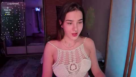 sweetie_cattt online show from 4, 3, 2026