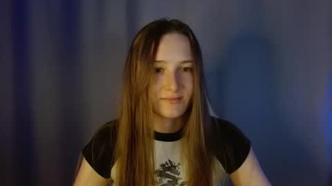 Snapshot of sweetie_lover chatting on 13, 9, 2025 Annie online show from 13, 9, 2025