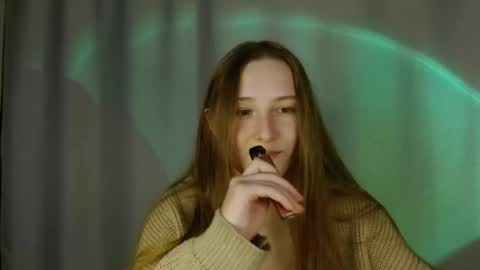 Snapshot of sweetie_lover chatting on 24, 9, 2025 Annie online show from 24, 9, 2025
