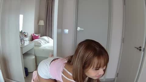 Snapshot of sweetie_natasha chatting on 27, 9, 2025 Sweetie Natasha online show from 27, 9, 2025