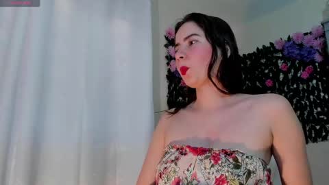 Snapshot of sweetieandjuiicy chatting on 2, 6, 2026 Call me Nataly online show from 2, 6, 2026
