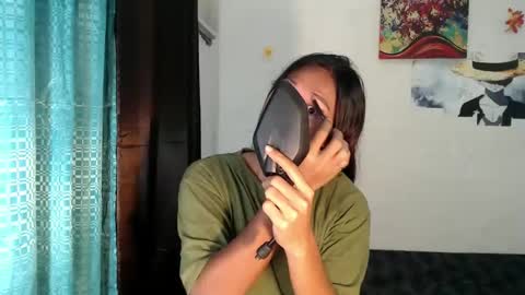 Snapshot of sweetiekimz chatting on 8, 3, 2025 Rosemarie online show from 8, 3, 2025