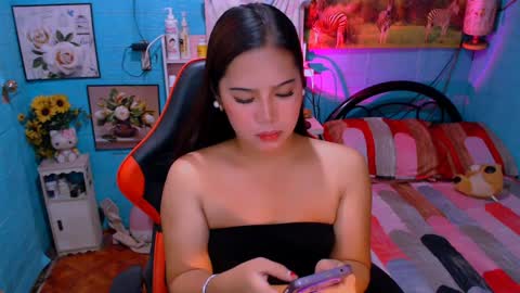 Snapshot of sweetienicole chatting on 2, 2, 2025 Nicole online show from 2, 2, 2025