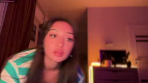 Snapshot of sweetiesoul chatting on 6, 4, 2026 sweetiesoul online show from 6, 4, 2026