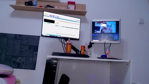 Snapshot of sweetjess022 chatting on 6, 2, 2025 jessica online show from 6, 2, 2025