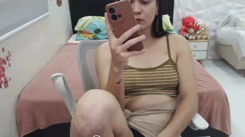 Snapshot of sweetjhenn69 chatting on 23, 6, 2026 sweetjhenn69 online show from 23, 6, 2026
