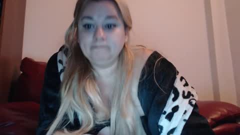 Snapshot of sweetkendraxxx4u chatting on 8, 12, 2024 Sweet kendra online show from 8, 12, 2024