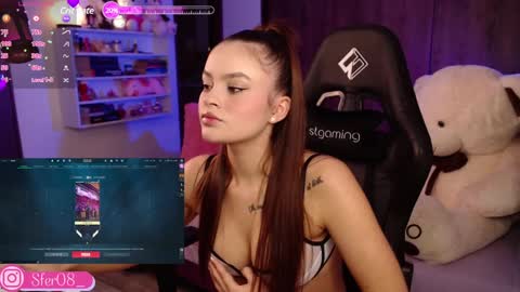 Snapshot of sweetlee_1 chatting on 18, 1, 2025 online show from 18, 1, 2025