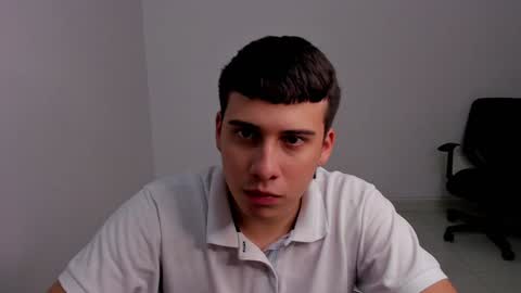 Snapshot of sweetlian_04 chatting on 15, 1, 2025 Lian online show from 15, 1, 2025