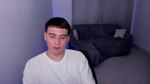 Snapshot of sweetlian_04 chatting on 9, 3, 2025 Lian online show from 9, 3, 2025