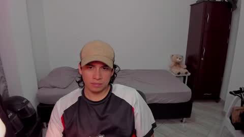 Snapshot of sweetlian_04 chatting on 8, 2, 2026 Lian online show from 8, 2, 2026