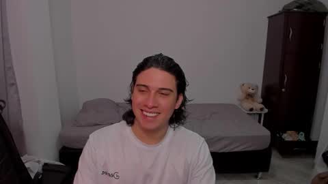 Snapshot of sweetlian_04 chatting on 10, 2, 2026 Lian online show from 10, 2, 2026