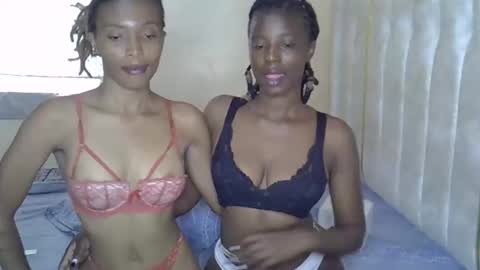 Snapshot of sweetlily_30 chatting on 15, 12, 2025 sweetlily_30 online show from 15, 12, 2025