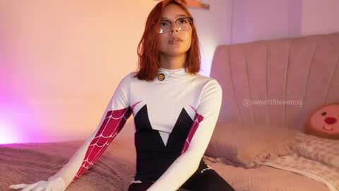 Snapshot of sweetlittlevenus chatting on 30, 4, 2026 Venus online show from 30, 4, 2026