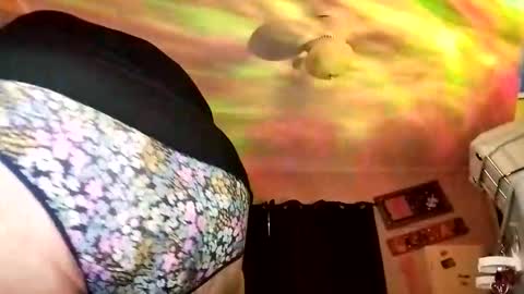 sweetlolajean online show from 26, 11, 2025