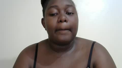 Snapshot of sweetlov07 chatting on 15, 9, 2025 penty online show from 15, 9, 2025
