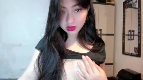 Snapshot of sweetlovepinay04 chatting on 8, 12, 2024 Zoe online show from 8, 12, 2024