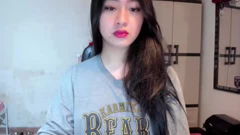 Snapshot of sweetlovepinay04 chatting on 1, 1, 2025 Zoe online show from 1, 1, 2025