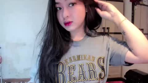 Snapshot of sweetlovepinay04 chatting on 4, 1, 2025 Zoe online show from 4, 1, 2025