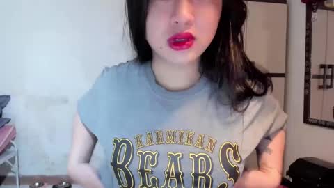 Snapshot of sweetlovepinay04 chatting on 5, 1, 2025 Zoe online show from 5, 1, 2025