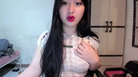 Snapshot of sweetlovepinay04 chatting on 23, 2, 2025 Zoe online show from 23, 2, 2025