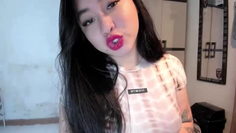 Snapshot of sweetlovepinay04 chatting on 8, 3, 2025 Zoe online show from 8, 3, 2025