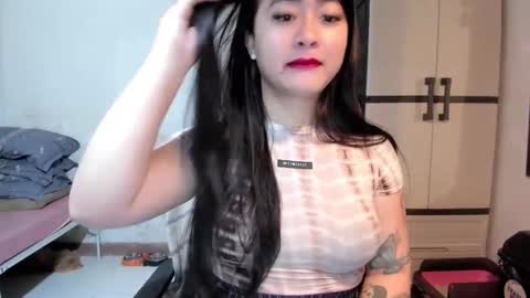 Snapshot of sweetlovepinay04 chatting on 9, 3, 2025 Zoe online show from 9, 3, 2025