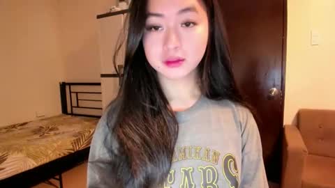 Snapshot of sweetlovepinay04 chatting on 15, 9, 2025 Zoe online show from 15, 9, 2025