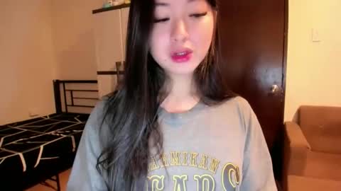 Snapshot of sweetlovepinay04 chatting on 19, 9, 2025 Zoe online show from 19, 9, 2025