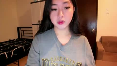 Snapshot of sweetlovepinay04 chatting on 20, 9, 2025 Zoe online show from 20, 9, 2025