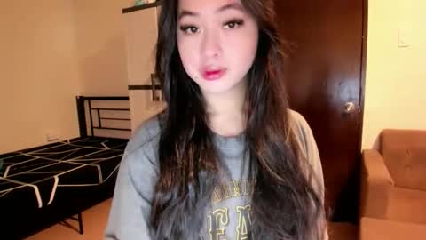 Snapshot of sweetlovepinay04 chatting on 21, 9, 2025 Zoe online show from 21, 9, 2025