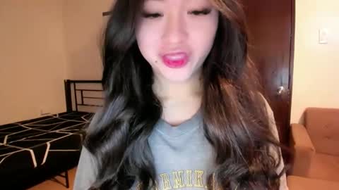 Snapshot of sweetlovepinay04 chatting on 25, 9, 2025 Zoe online show from 25, 9, 2025