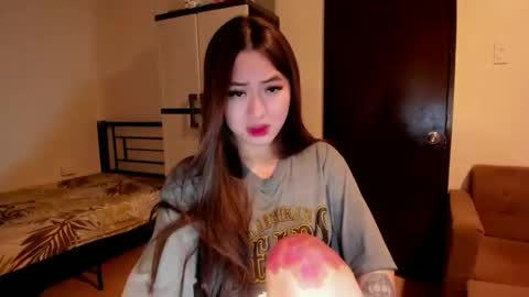 Snapshot of sweetlovepinay04 chatting on 30, 10, 2025 Zoe online show from 30, 10, 2025