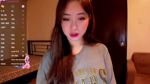 Snapshot of sweetlovepinay04 chatting on 9, 11, 2025 Zoe online show from 9, 11, 2025