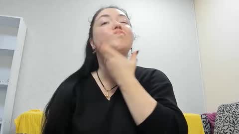 sweetmarylove online show from 8, 11, 2025